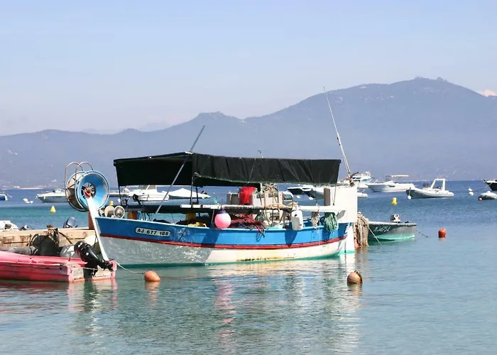 ホテル Campomoro *